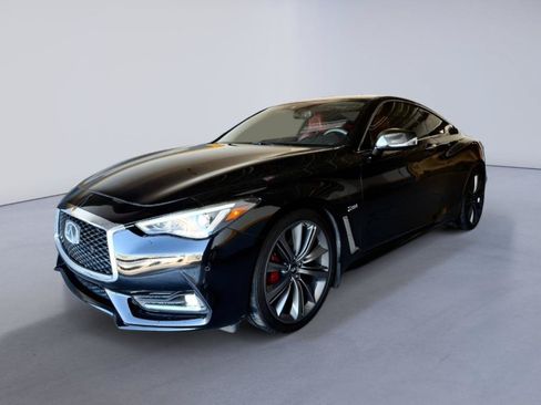 Used 2018 INFINITI Q60 Red Sport 400 w/ Sensory Package 3.0T Sport RWD image 1