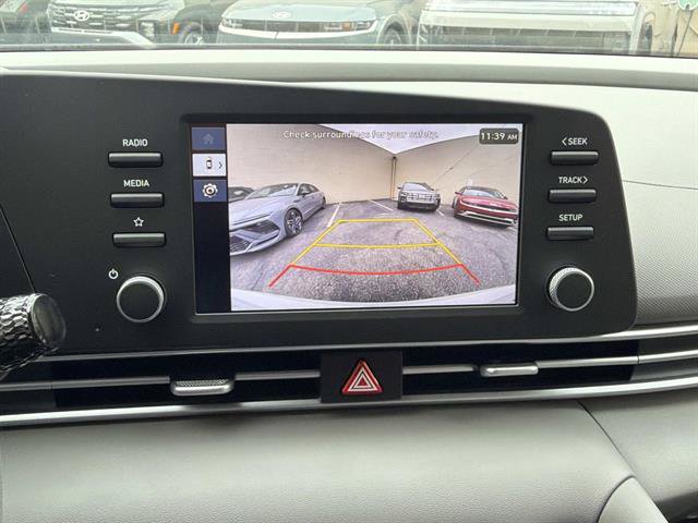 New 2026 Hyundai Elantra SE FWD image 25
