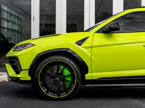Used 2023 Lamborghini Urus S image 7
