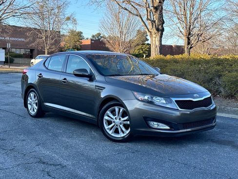Used 2013 Kia Optima EX w/ Premium Pkg FWD image 2