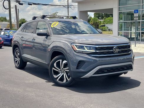 Used 2023 Volkswagen Atlas Cross Sport SEL AWD/4WD image 32