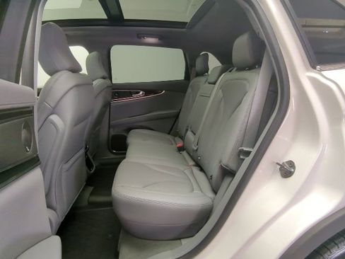 Used 2023 Lincoln Nautilus Reserve w/ Equipment Group 201A image 26