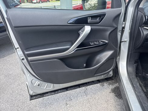 Used 2022 Mitsubishi Eclipse Cross LE AWD/4WD image 15