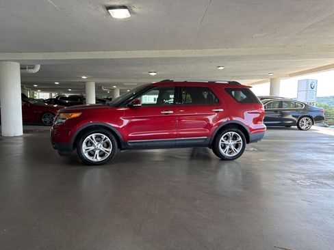 Used 2014 Ford Explorer Limited FWD image 2
