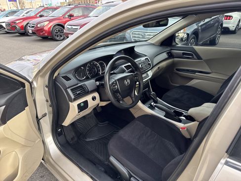 Used 2014 Honda Accord LX image 2