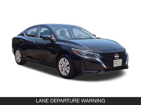 Certified 2025 Nissan Sentra S FWD image 2