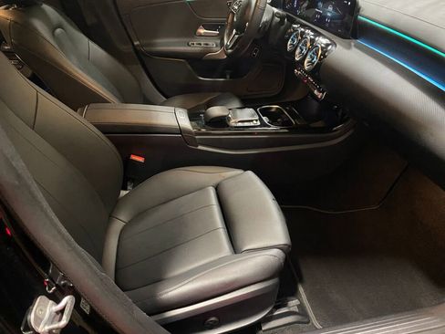 Used 2023 Mercedes-Benz CLA 250 4MATIC image 24