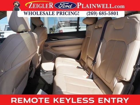 Used 2021 Jeep Grand Cherokee L Limited image 12