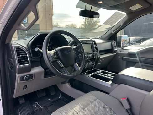 Used 2015 Ford F150 XLT w/ Equipment Group 302A Luxury RWD image 34