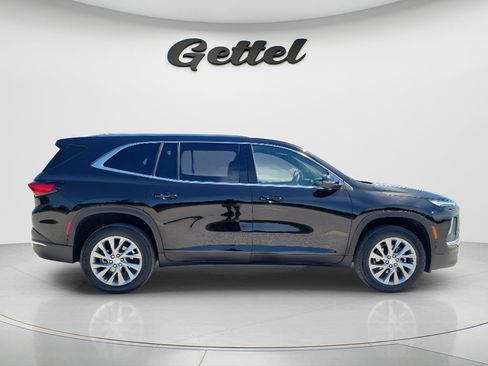 Used 2025 Buick Enclave Preferred FWD image 4