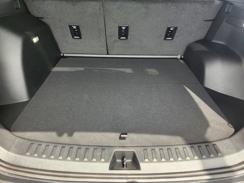 New 2027 Chevrolet Equinox RS w/ Safety and Technology Package FWD image 21