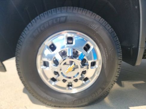 Used 2026 Chevrolet Silverado 3500 High Country w/ High Country Premium Package AWD/4WD image 26