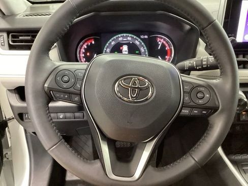 Used 2023 Toyota RAV4 XLE w/ XLE Grade Weather Package AWD/4WD image 7