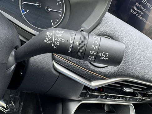 Used 2024 MAZDA CX-90 3.3 Turbo w/ Preferred Plus image 32