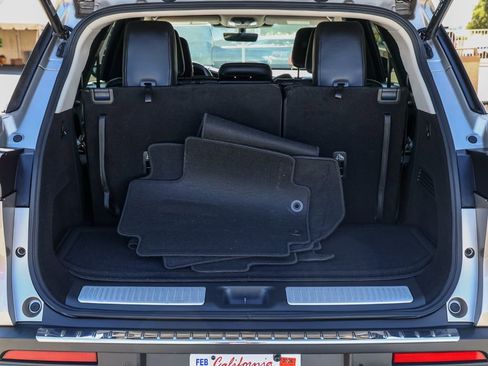 Used 2023 INFINITI QX60 Luxe w/ Cargo Package image 16