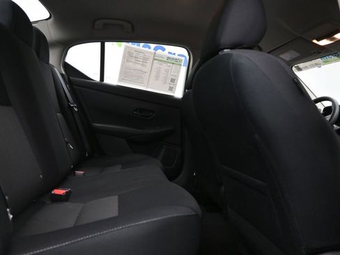 Used 2024 Nissan Sentra SV image 7