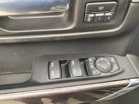 Used 2020 Chevrolet Silverado 2500 LTZ w/ LTZ Convenience Package AWD/4WD image 18