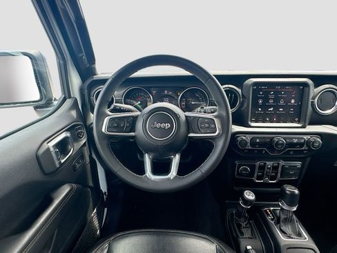 Used 2023 Jeep Wrangler Unlimited Sahara AWD/4WD image 12