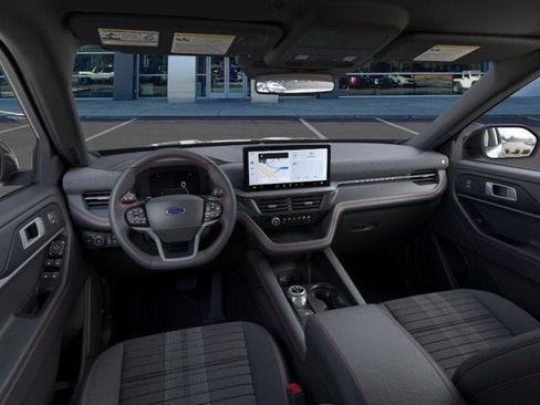 New 2026 Ford Explorer ST-Line w/ ST-Line Street Pack image 9