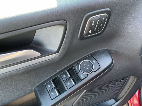 Used 2024 Ford Escape SE w/ PHEV Premium Package image 13