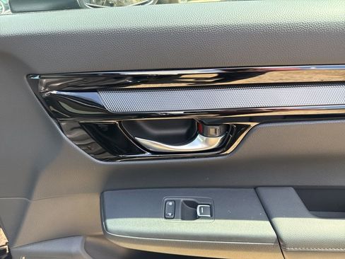 Used 2024 Honda CR-V EX-L image 19