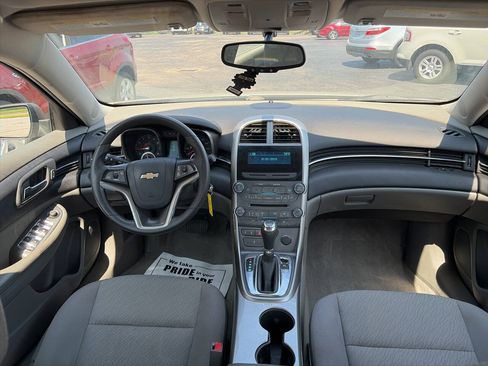 Used 2013 Chevrolet Malibu LS FWD image 9