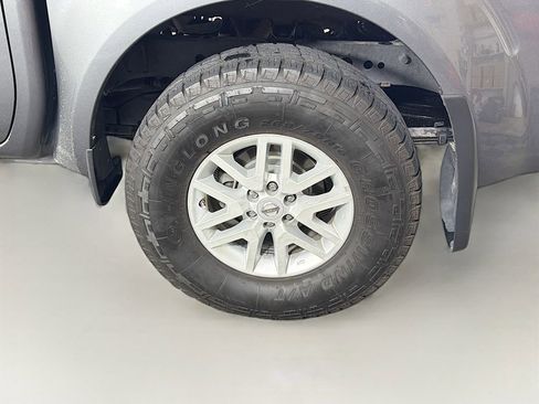Used 2019 Nissan Frontier SV AWD/4WD image 29