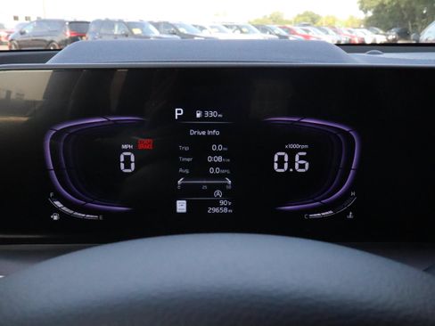 Used 2025 Kia Telluride S FWD image 31