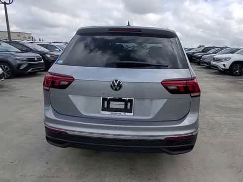 Used 2024 Volkswagen Tiguan SE FWD image 7
