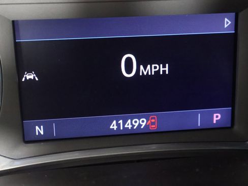 Used 2022 Chevrolet Traverse LT w/ LPO, Floor Liner Package image 42