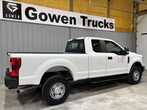 Used 2019 Ford F250 4x4 SuperCab Super Duty image 6