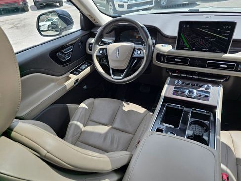 Used 2022 Lincoln Aviator Reserve RWD image 38