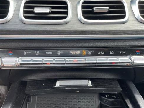 Used 2021 Mercedes-Benz GLE 350 4MATIC image 25