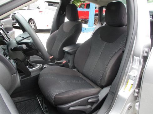 Used 2015 Dodge Dart SE w/ Convenience Group FWD image 16