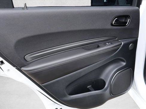Used 2022 Dodge Durango SRT w/ Technology Group AWD/4WD image 23