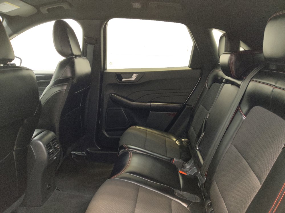 Used 2024 Ford Escape ST-Line Select AWD/4WD image 18
