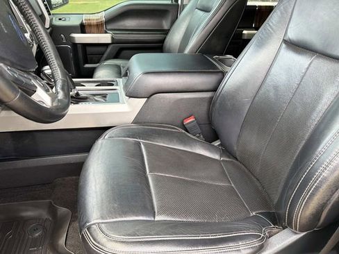 Used 2019 Ford F150 Lariat w/ Trailer Tow Package AWD/4WD image 16