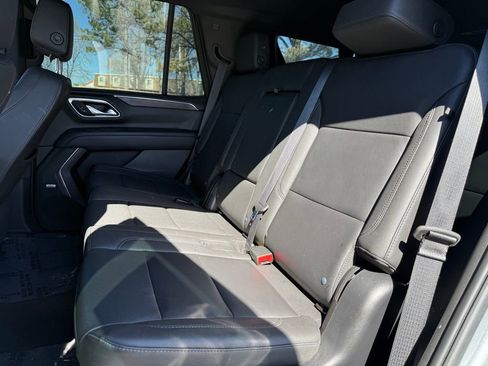 Used 2023 Chevrolet Tahoe LT w/ Luxury Package image 18