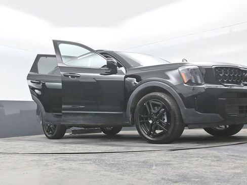 Used 2025 Kia Telluride EX X-Line image 34