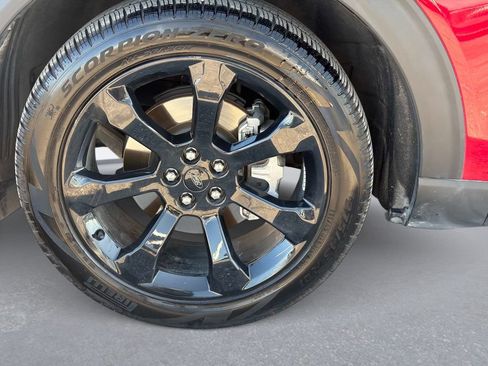 Used 2023 Ford Explorer ST-Line w/ Class IV Trailer Tow Package AWD/4WD image 9