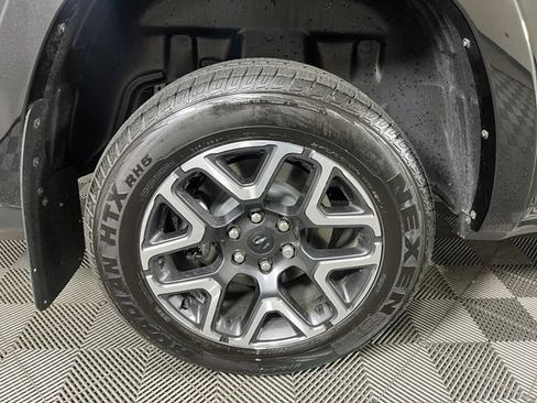 Used 2026 RAM 1500 Laramie AWD/4WD image 12