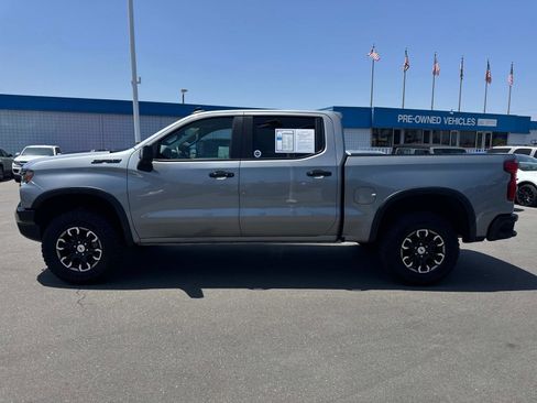 Used 2024 Chevrolet Silverado 1500 ZR2 w/ Technology Package image 8