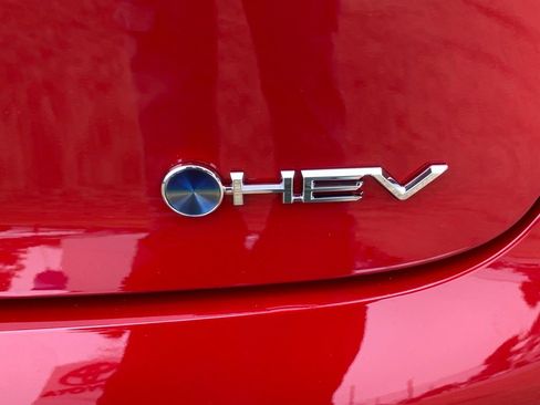 New 2026 Toyota Prius LE image 12