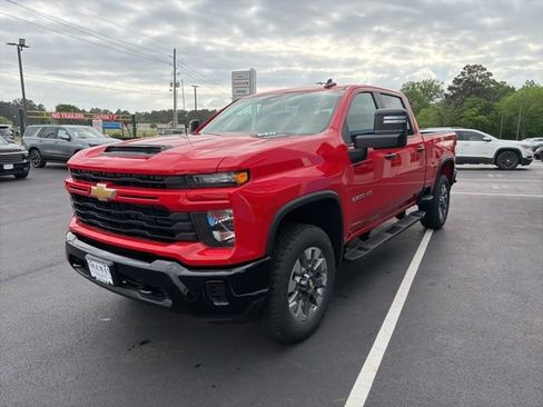 New 2026 Chevrolet Silverado 2500 Custom w/ Custom Convenience Package AWD/4WD image 4