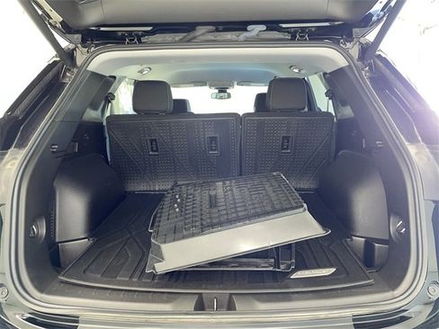 Certified 2024 Chevrolet Blazer LT w/ Convenience Package image 15