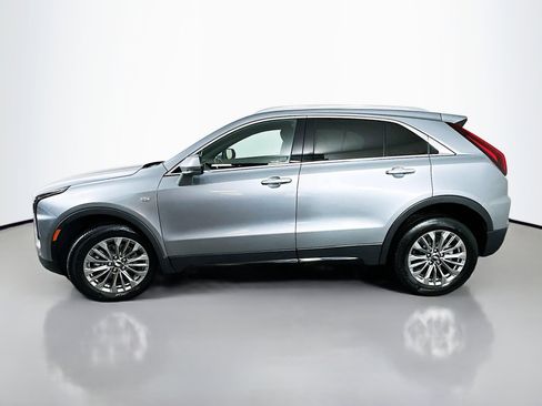 Used 2024 Cadillac XT4 Premium Luxury AWD/4WD image 4