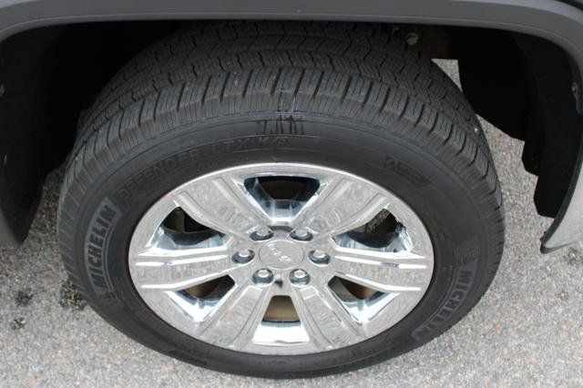 Used 2018 GMC Sierra 1500 SLT AWD/4WD image 16