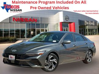 Used 2025 Hyundai Elantra SEL video 1