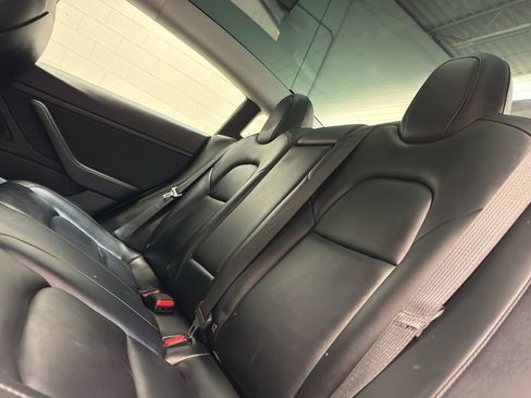 Used 2021 Tesla Model 3 Long Range image 29