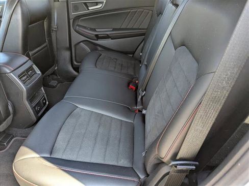 Used 2021 Ford Edge ST-Line image 26